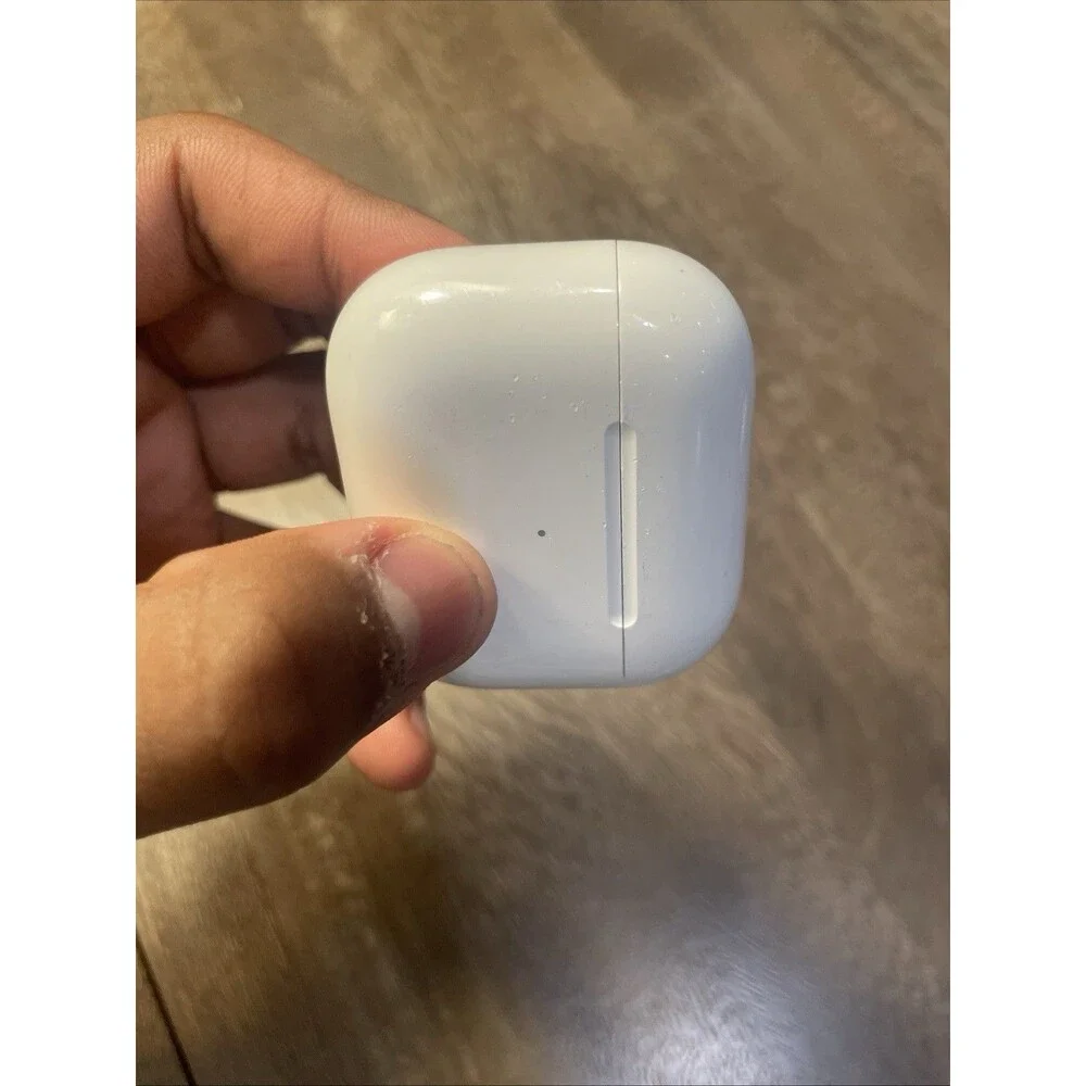 Apple AirPods A2566 3rd Gen Charging Case Genuine Replacement Case Only